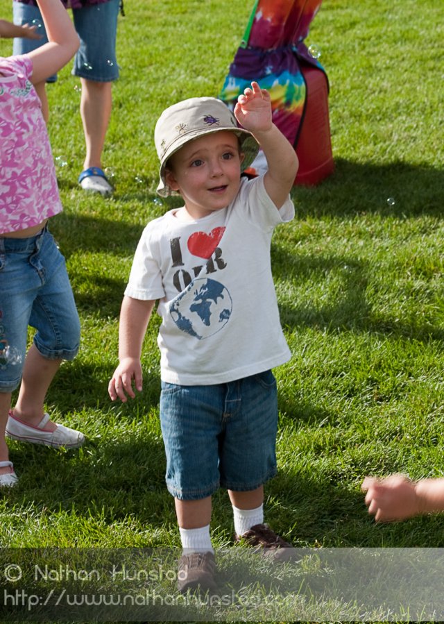 Michael Weber playing with bubbles at the Colorado Irish Festival